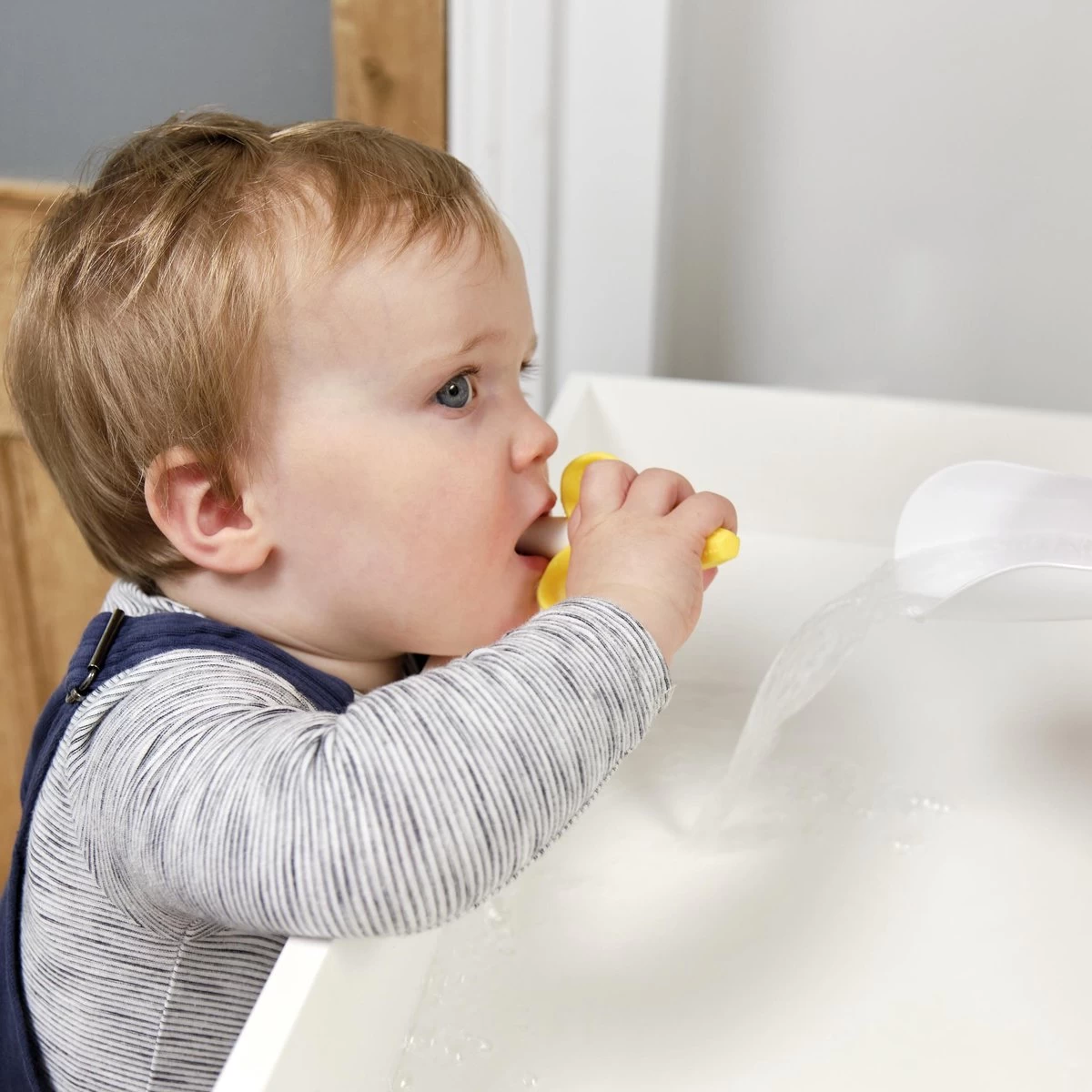 Baby Banaan Tandenborstel/bijtspeeltje – Geel - Baby Tandenborstel - Bij Doorkomende Tandjes - Tandvlees Massage - Babytandenborstel - Peuter Tandenborstel 4 Baby Banaan Tandenborstel/bijtspeeltje – Geel - Baby Tandenborstel - Bij Doorkomende Tandjes - Tandvlees Massage - Babytandenborstel - Peuter Tandenborstel - Afbeelding 4