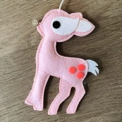 Losse Muziekmobiel Hangers Voor Boxmobiel Met Roze Hertjes En Goud Glitter Details -Babyspeelgoed Winkel 1200x1200 380