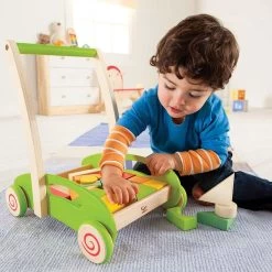 Hape Loopwagen Blokkenkar - Speelgoed 1 Jaar -Babyspeelgoed Winkel 1200x1200 83