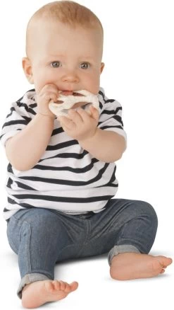 Sophie De Giraf - So Pure - Bijtring - Rond - Wit 6 Sophie De Giraf - So Pure - Bijtring - Rond - Wit -Babyspeelgoed Winkel 676x1200 1