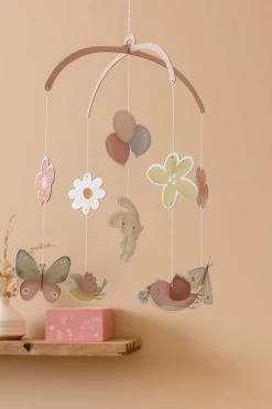 Little Dutch Mobiel Flowers & Butterflies 11 Little Dutch Mobiel Flowers & Butterflies -Babyspeelgoed Winkel 800x1200 34