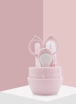 Manicure Set By Babycure | Babybear Pink | Nagelvijl - Nagelknipper - Nagelschaartje - Pincet -Babyspeelgoed Winkel 885x1200